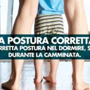 La postura corretta da seduti, dormendo e durante la camminata